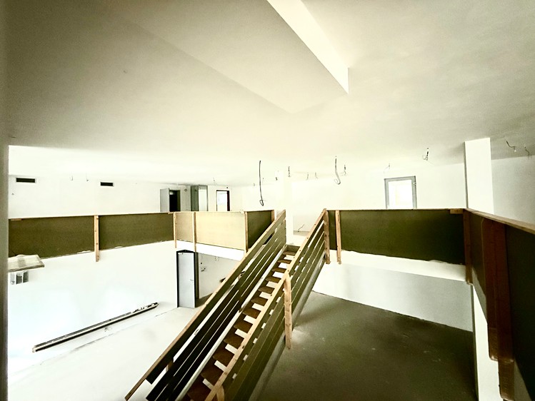 Prodej kanceláře 482 m² - foto 4