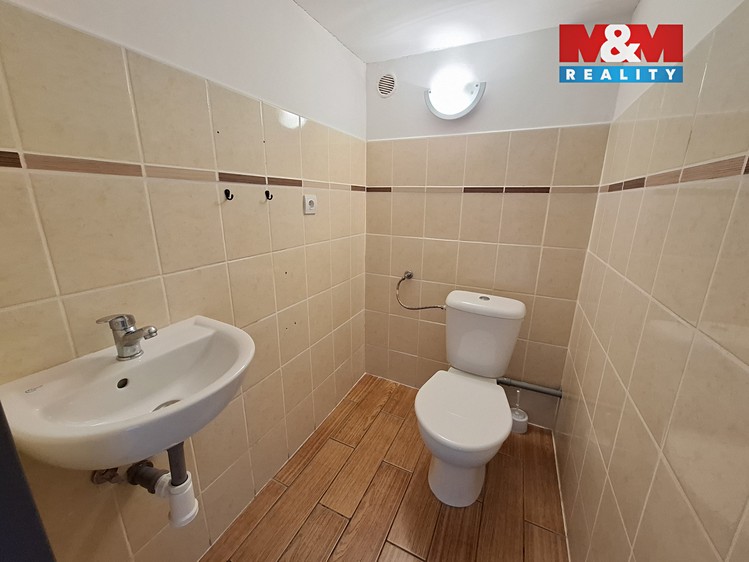 Prodej obchodního prostoru 120 m² - foto 4