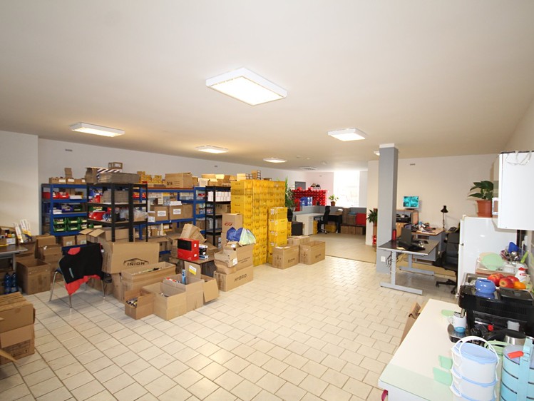 Prodej výrobní haly, prostoru 1 012 m² - foto 8