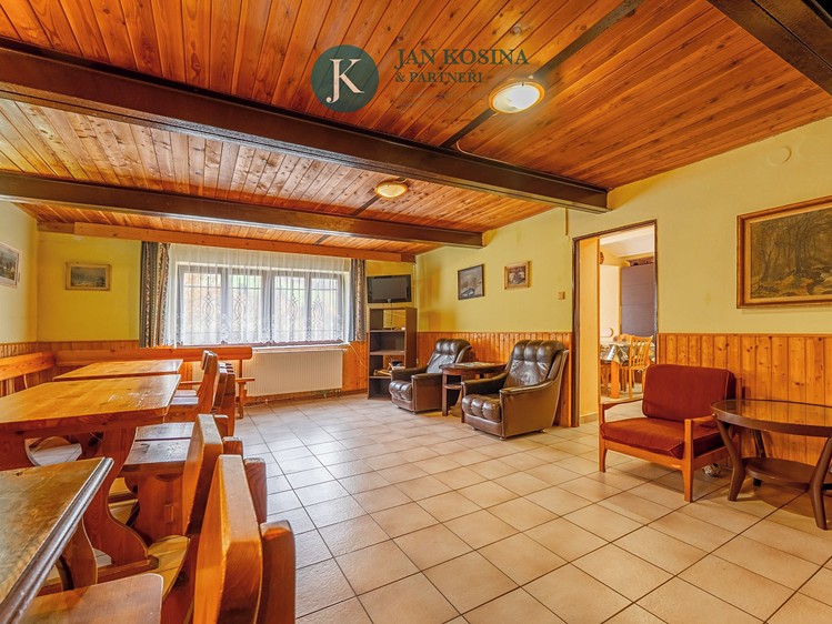 Prodej ubytovacího zařízení 260 m² - foto 5