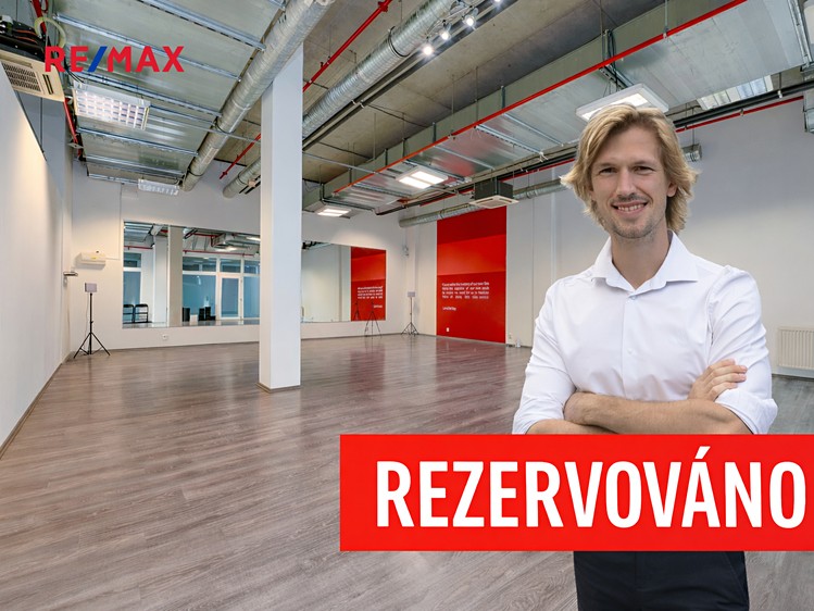 Prodej obchodního prostoru 109 m² - foto 1