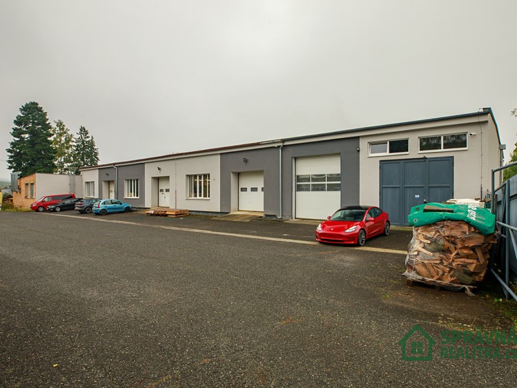 Prodej výrobní haly, prostoru 1 100 m² - foto 1