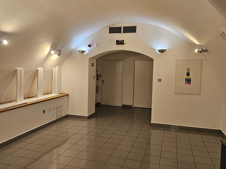 Prodej kanceláře 2 978 m² - foto 8