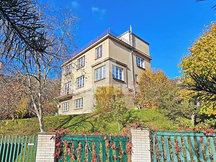 Prodej činžovního domu 397 m² - foto 1