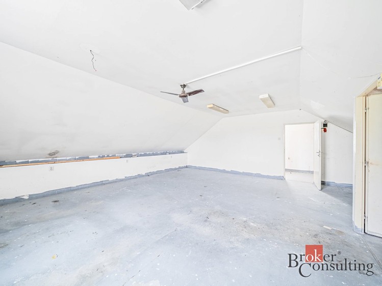 Prodej výrobní haly, prostoru 260 m² - foto 4