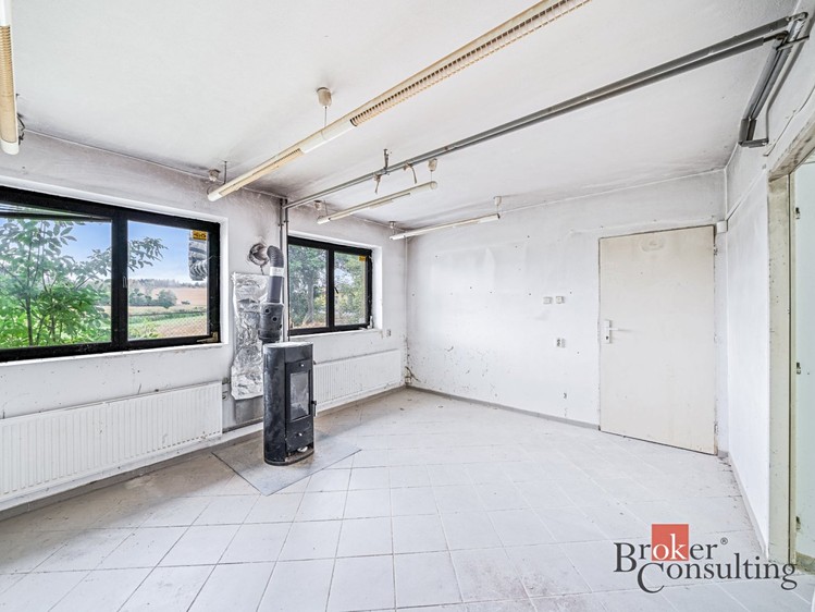 Prodej výrobní haly, prostoru 260 m² - foto 7