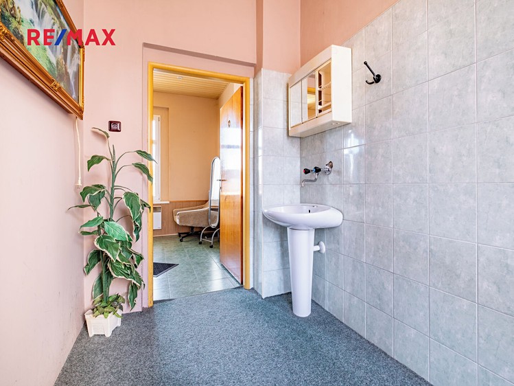 Prodej ubytovacího zařízení 236 m² - foto 8