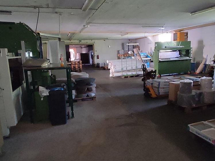 Prodej výrobní haly, prostoru 3 040 m² - foto 7