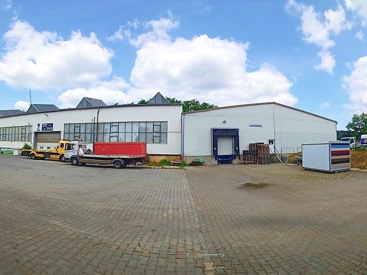 Prodej skladového prostoru 2 150 m² - foto 1