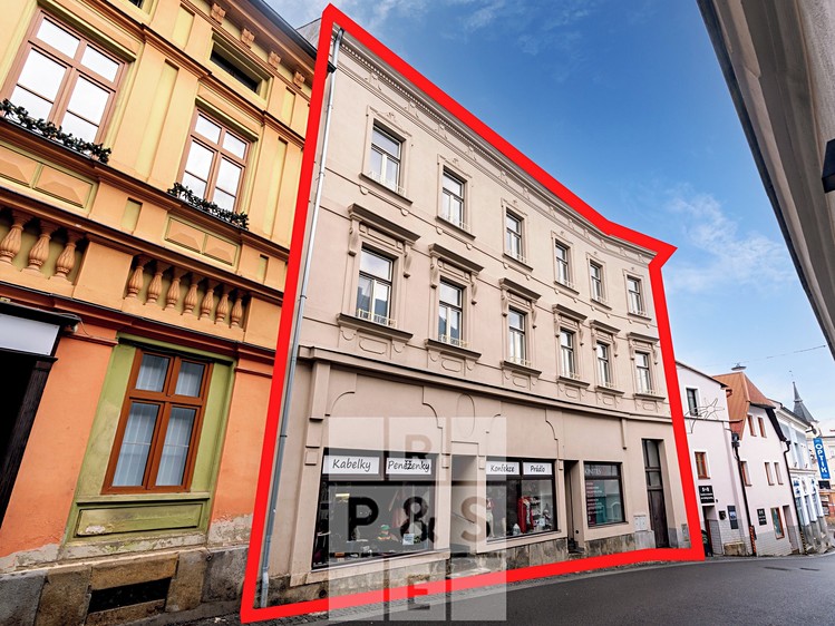 Prodej činžovního domu 560 m² - foto 1