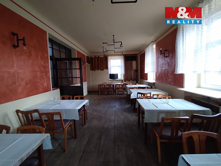 Prodej obchodního prostoru 450 m² - foto 6