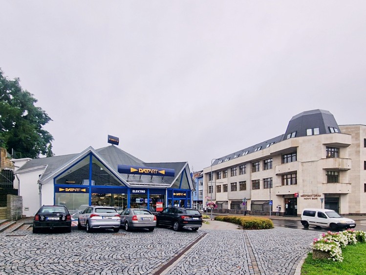 Prodej obchodního prostoru 820 m² - foto 1