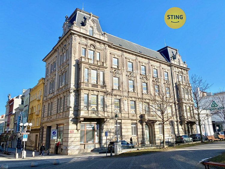 Prodej komerční nemovitosti 2 050 m² - foto 1