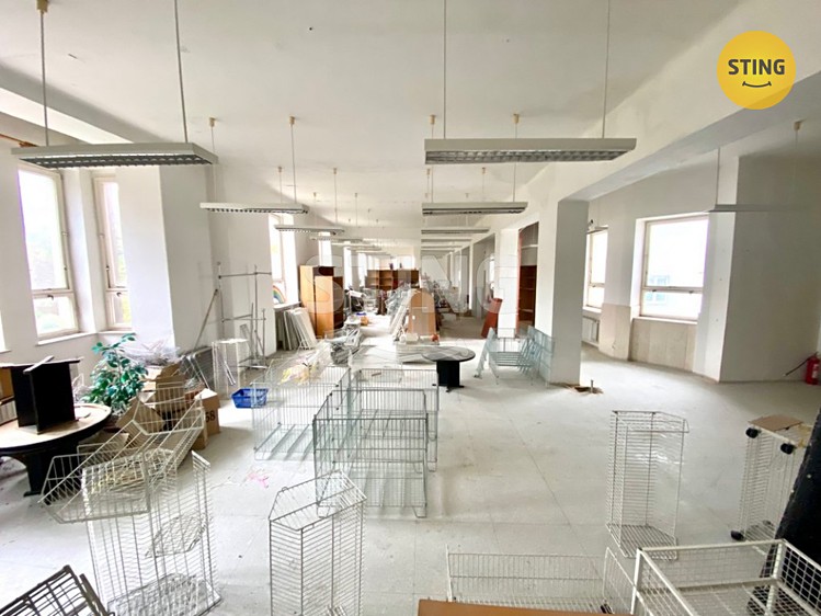 Prodej komerční nemovitosti 2 050 m² - foto 5