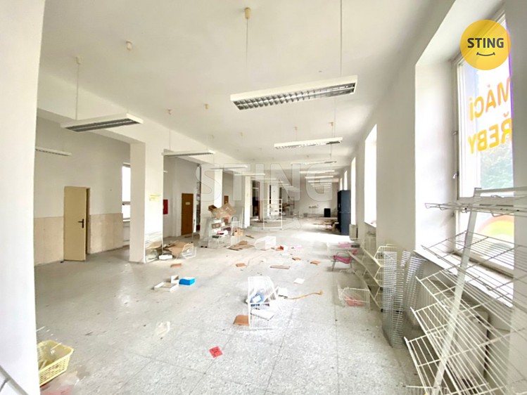 Prodej komerční nemovitosti 2 050 m² - foto 7