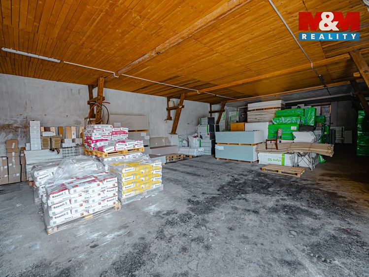Prodej obchodního prostoru 900 m² - foto 4