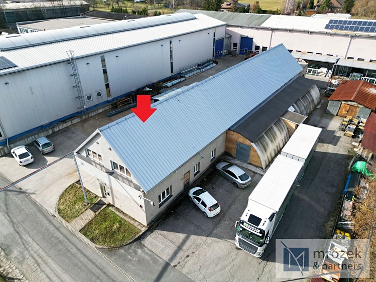 Prodej výrobní haly, prostoru 835 m² - foto 2
