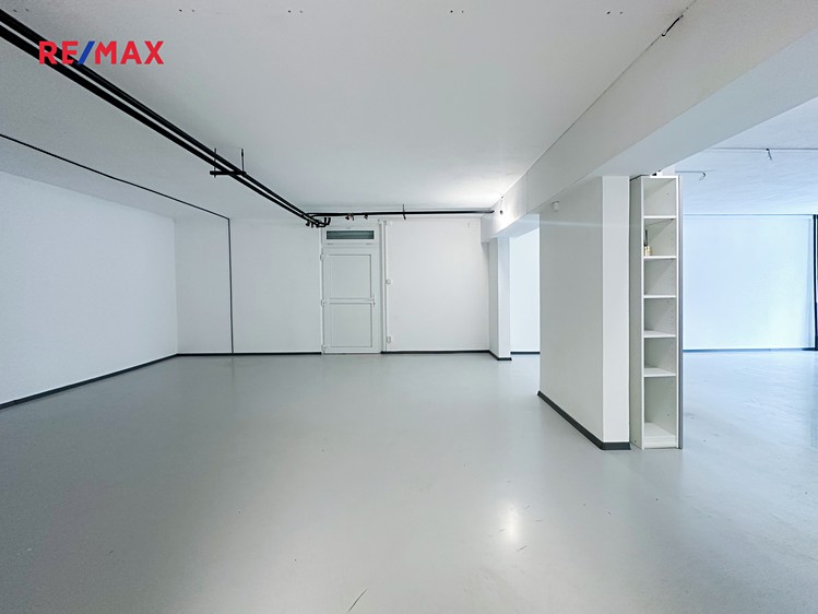 Prodej obchodního prostoru 103 m² - foto 4