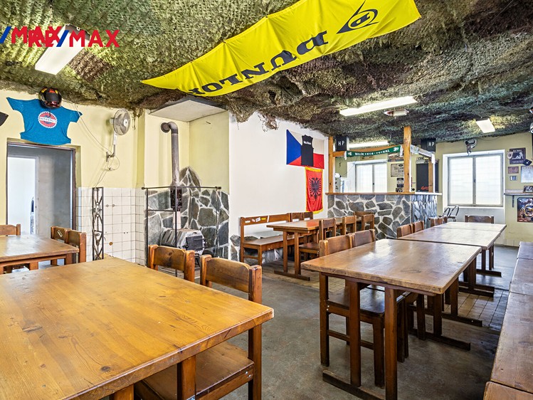 Prodej obchodního prostoru 129 m² - foto 4