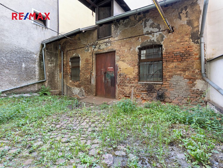 Prodej obchodního prostoru 446 m² - foto 6