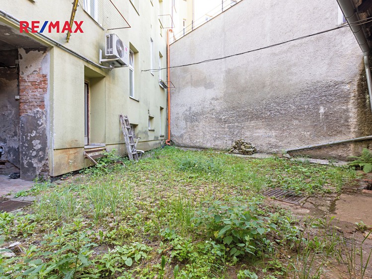 Prodej obchodního prostoru 446 m² - foto 5