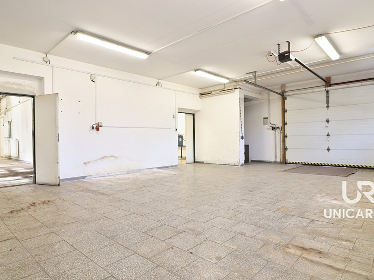 Prodej kanceláře 834 m² - foto 1