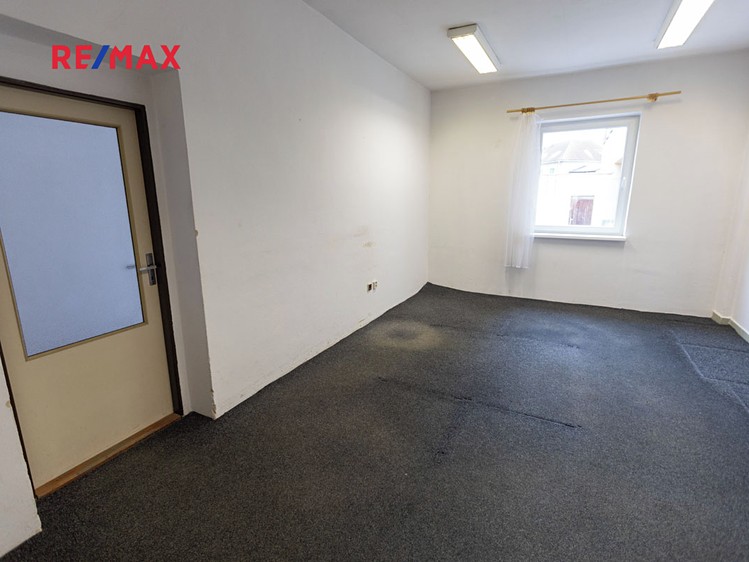 Prodej obchodního prostoru 1 427 m² - foto 8