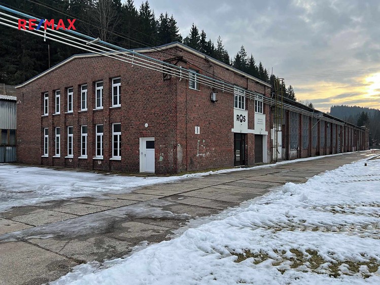 Prodej skladového prostoru 2 300 m² - foto 3