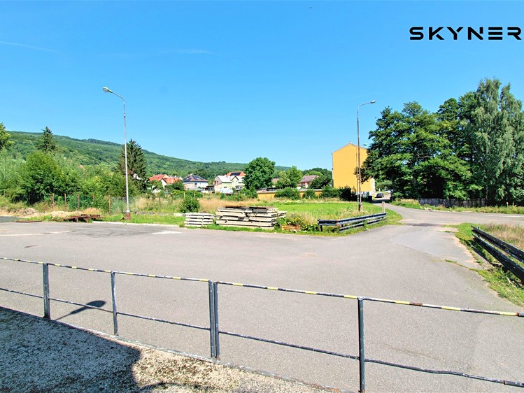 Prodej výrobní haly, prostoru 1 500 m² - foto 4