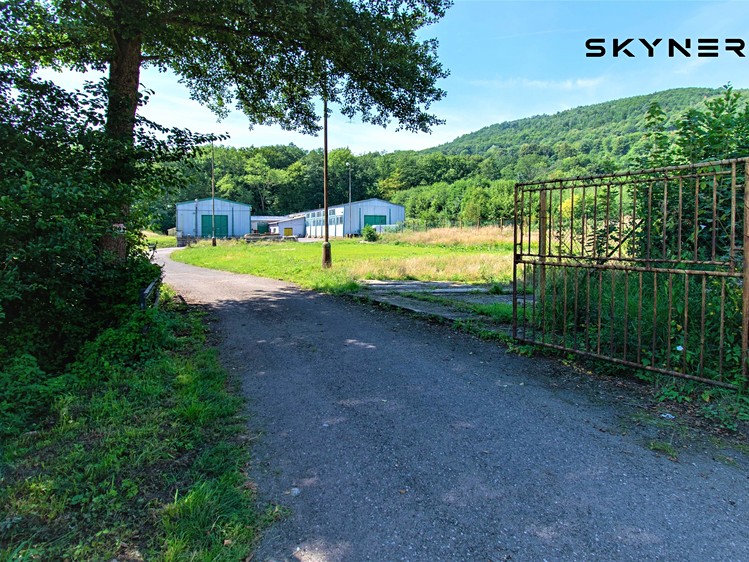 Prodej výrobní haly, prostoru 1 500 m² - foto 5