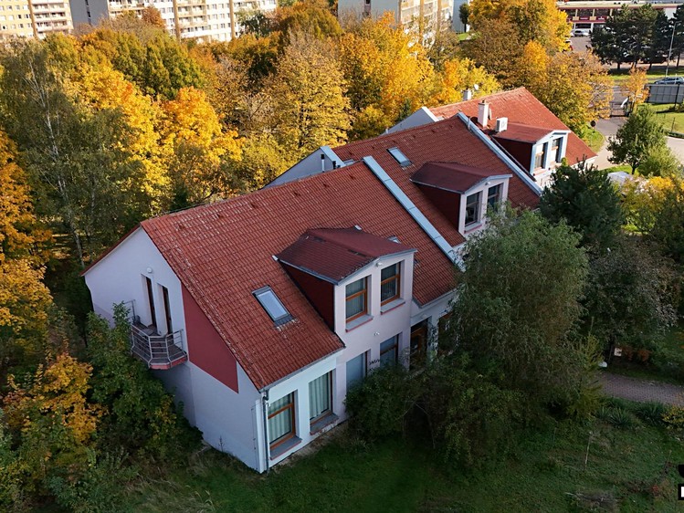 Prodej komerční nemovitosti 400 m² - foto 2