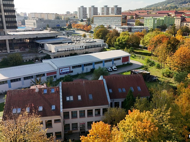 Prodej komerční nemovitosti 400 m² - foto 8