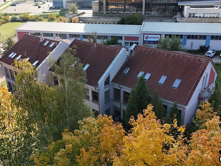 Prodej komerční nemovitosti 400 m² - foto 7