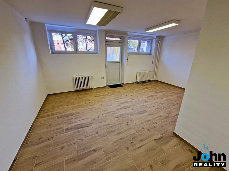 Prodej obchodního prostoru 34 m² - foto 5