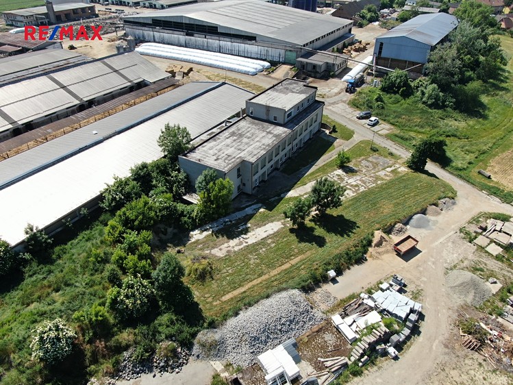 Prodej výrobní haly, prostoru 1 500 m² - foto 7