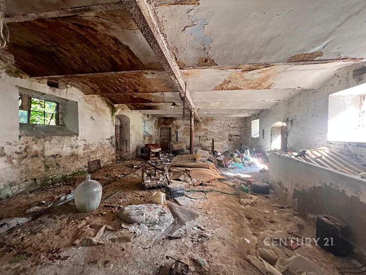 Prodej komerční nemovitosti 996 m² - foto 8