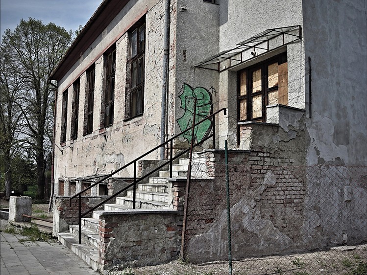 Prodej komerční nemovitosti 1 000 m² - foto 5