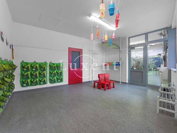Prodej komerční nemovitosti 310 m² - foto 5