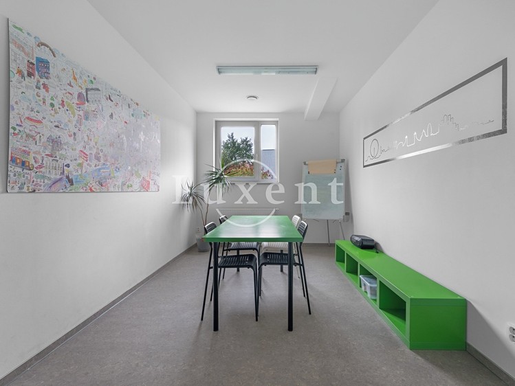 Prodej komerční nemovitosti 310 m² - foto 8