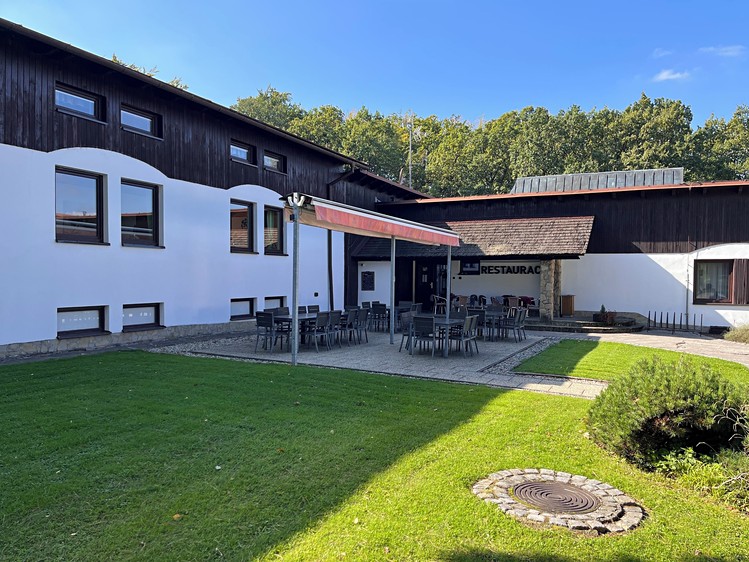 Prodej komerční nemovitosti 3 129 m² - foto 4