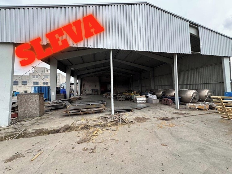 Dražba výrobní haly, prostoru 4 782 m² - foto 1