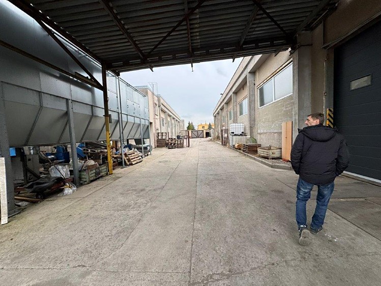 Dražba výrobní haly, prostoru 4 782 m² - foto 8