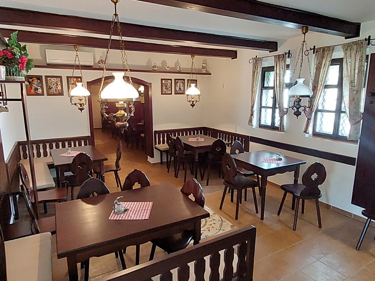Prodej komerční nemovitosti 435 m² - foto 4