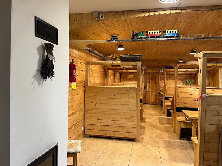 Prodej ubytovacího zařízení 350 m² - foto 4