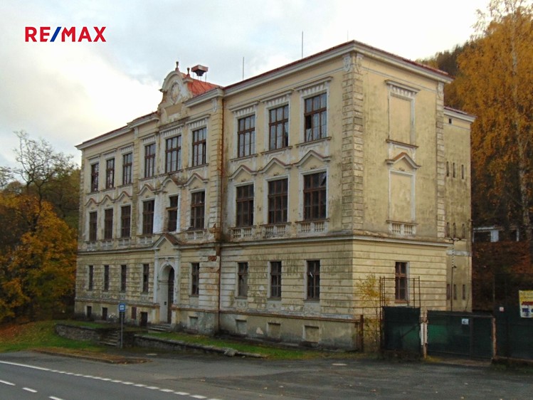 Prodej komerční nemovitosti 3 097 m² - foto 1