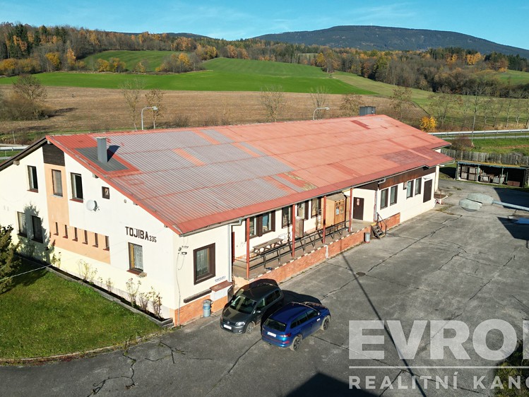 Prodej výrobní haly, prostoru 740 m² - foto 4