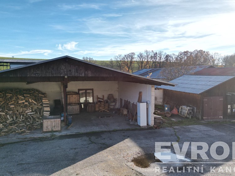 Prodej výrobní haly, prostoru 740 m² - foto 8