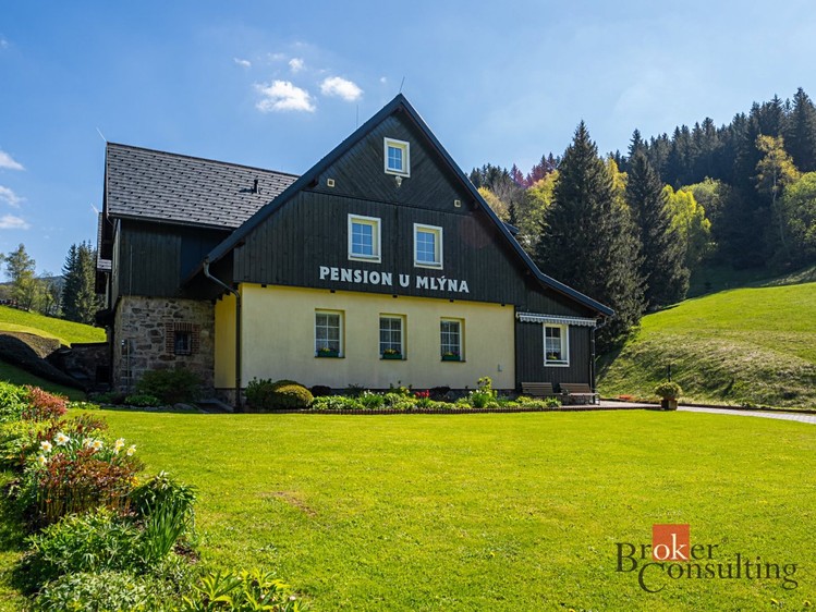 Prodej ubytovacího zařízení 528 m² - foto 1