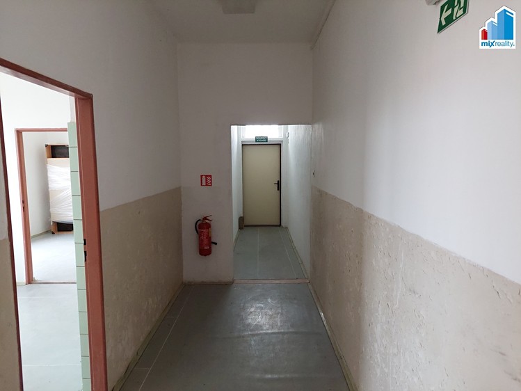 Prodej ubytovacího zařízení 1 100 m² - foto 7