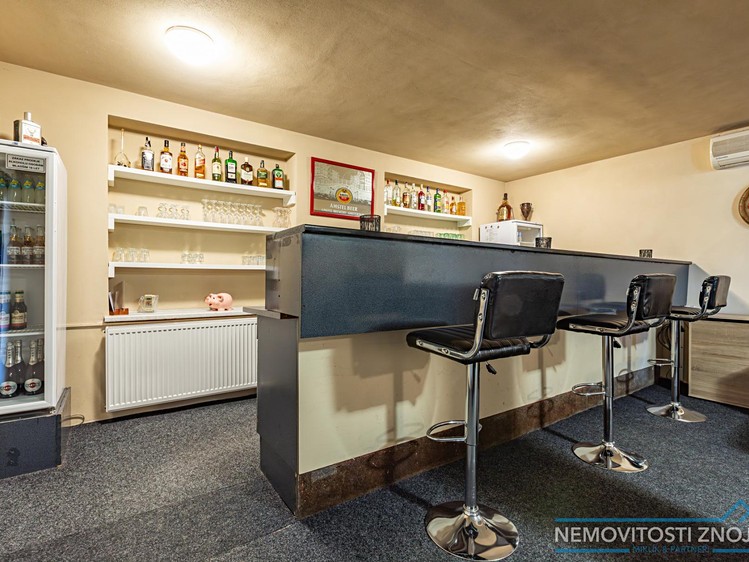Prodej ubytovacího zařízení 390 m² - foto 5